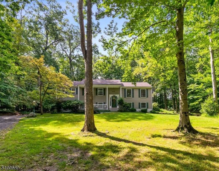 11 Roberts Rd - Photo 1