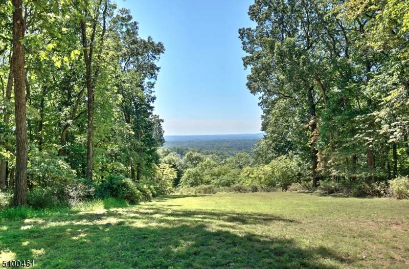 161 Pennbrook Rd - Photo 1