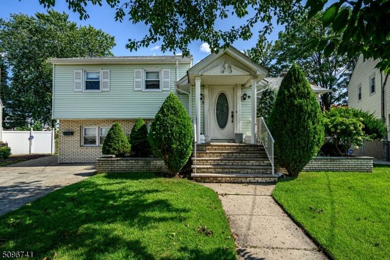 9 Carolynn Rd - Photo 1