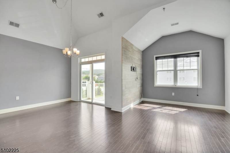 12 Elston Ct - Photo 1