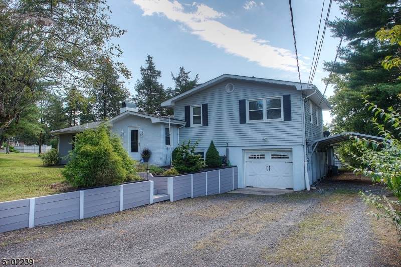 8 Chestnut Ave - Photo 1