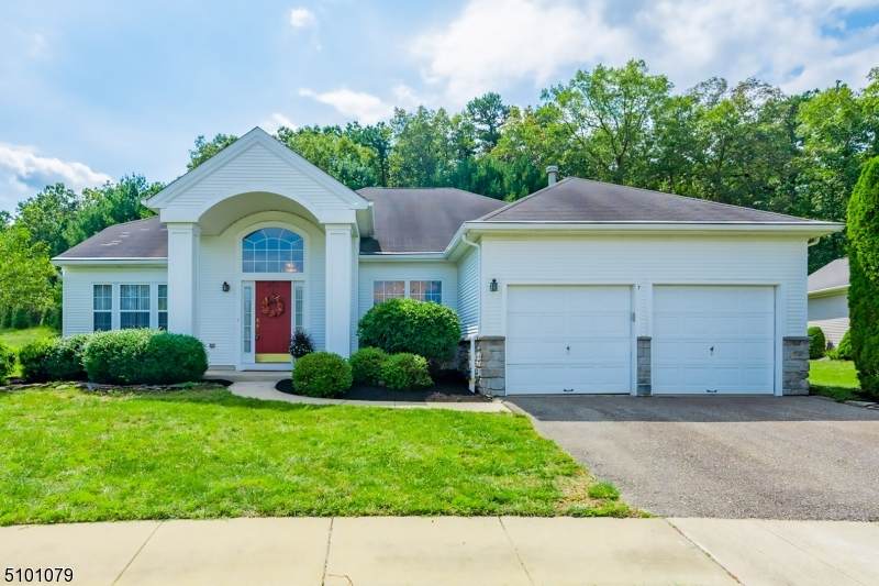 7 Anthony Cir - Photo 1