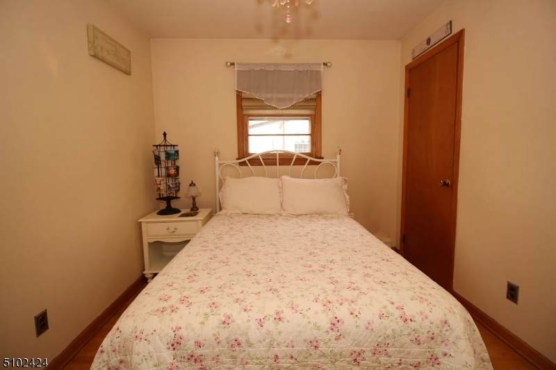 627 Dunellen Ave - Photo 1