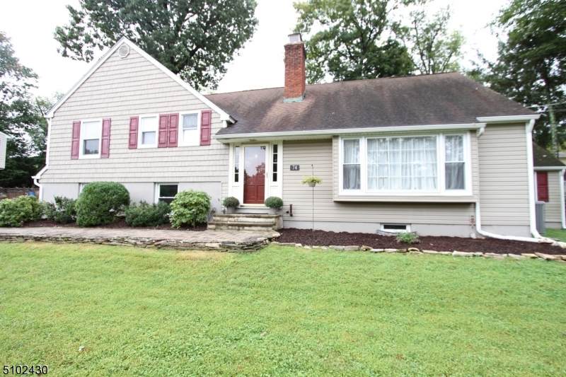 74 Summit Rd - Photo 1