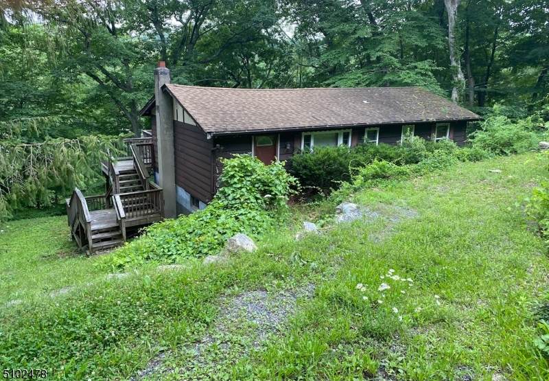 71 Lake Shore Rd - Photo 1