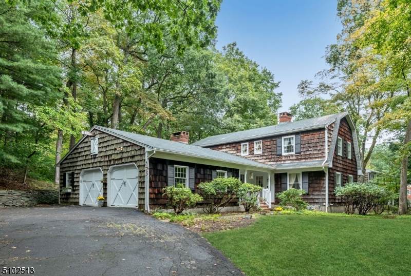 574 Indian Rd - Photo 1