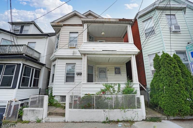 83 E 20Th St - Photo 1