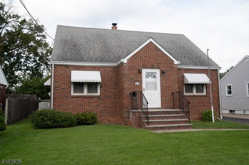 214 Bell Avenue - Photo 1