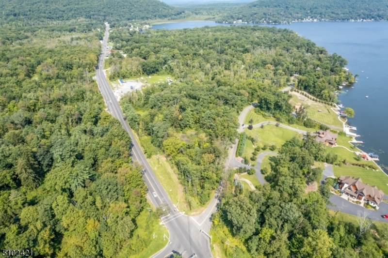 422 Us Highway 206 - Photo 1