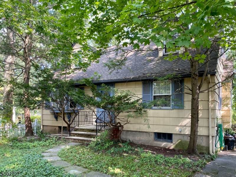 64 Beechwood Dr - Photo 1