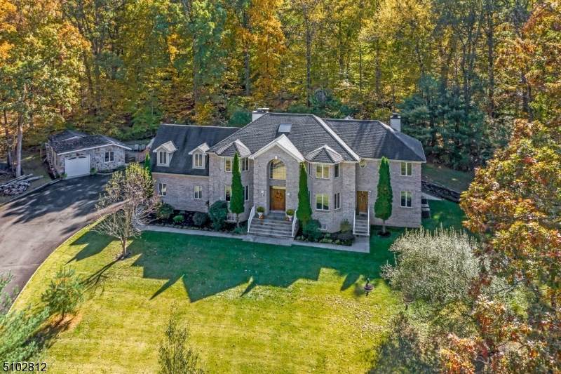 250 Mountain Ave - Photo 1