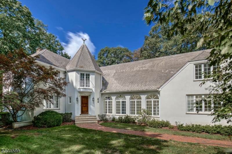 43 Skyline Dr - Photo 1