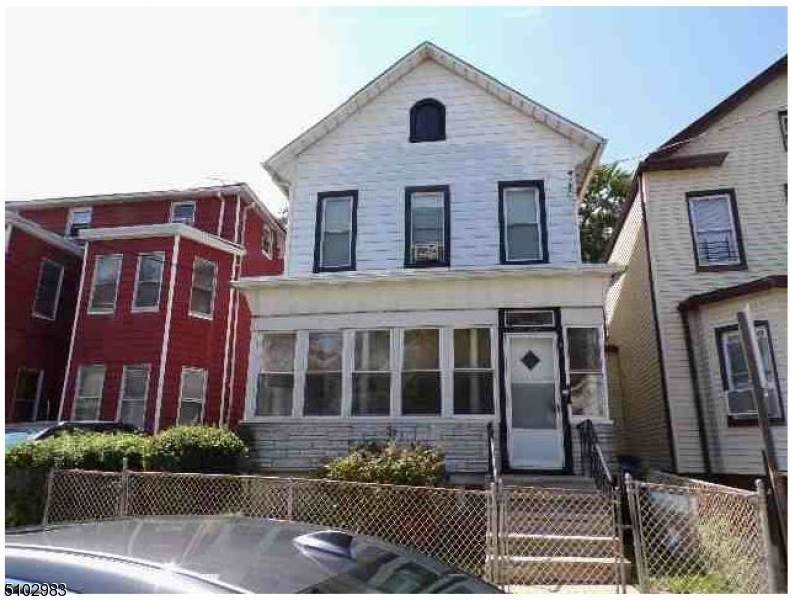 1078 Lafayette St - Photo 1