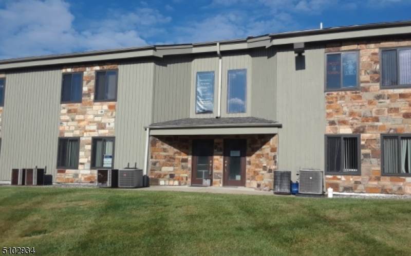 272 Rte 206 - Photo 1