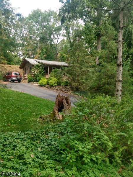911 Edgewood Dr - Photo 1