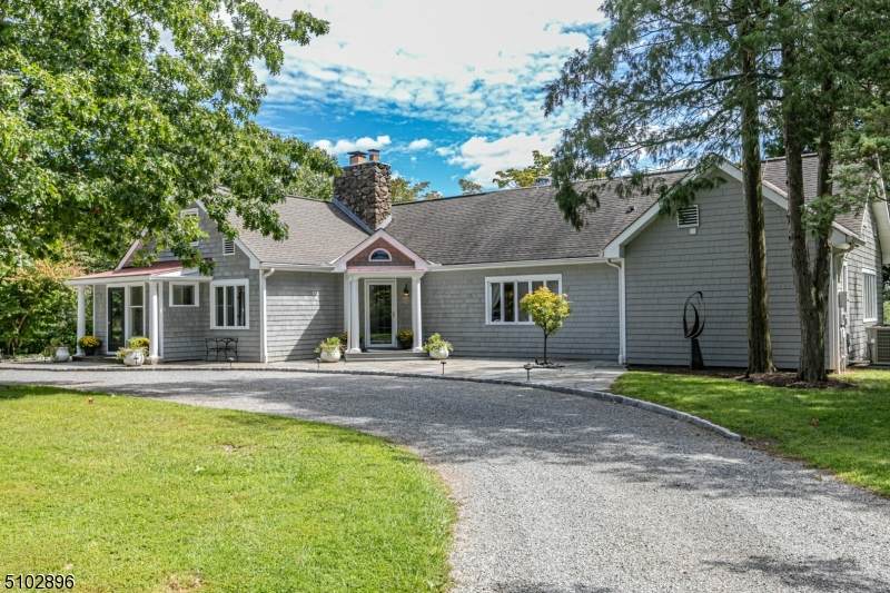 105 Bowne Station Rd - Photo 1