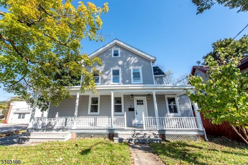 4 Erie Ave - Photo 1