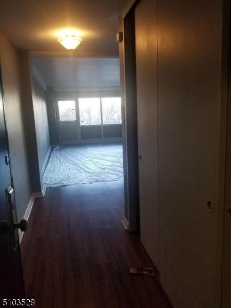 276 Prospect St - Photo 1