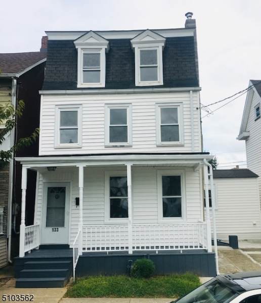 133 Lewis St - Photo 1