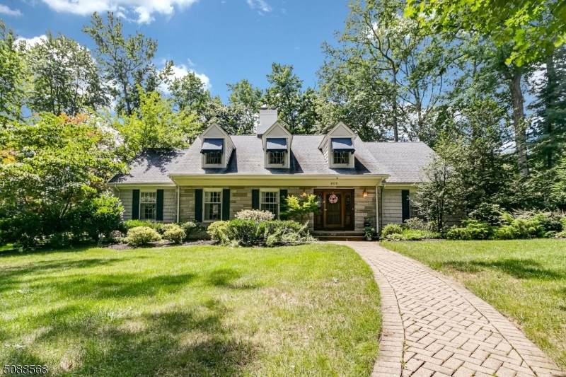 805 Ramapo Way - Photo 1