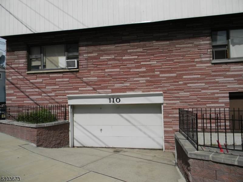 110 33Rd St - Photo 1