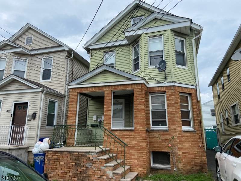 399 Harvard Ave - Photo 1