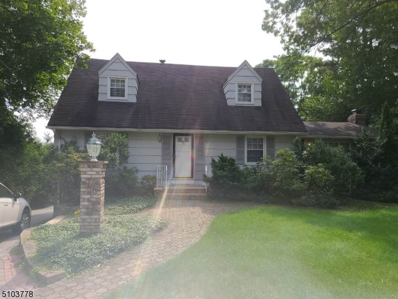 19 Grandview Ave - Photo 1