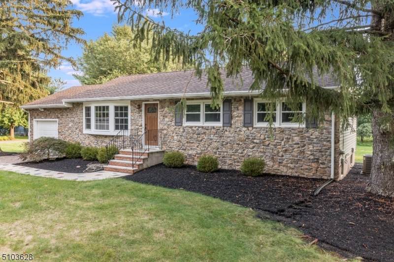 560 Gregory Ave - Photo 1