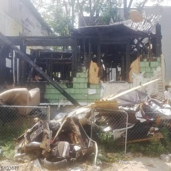 49 William St - Photo 1
