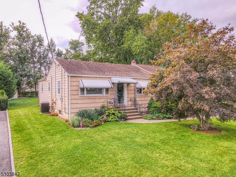59 S Maple St - Photo 1