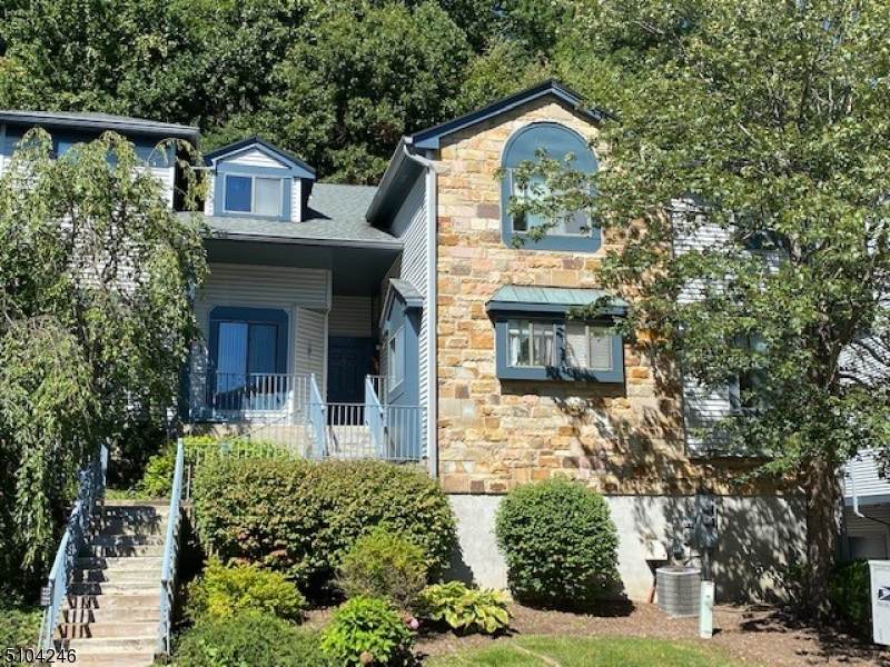 121 Overlook Dr - Photo 1