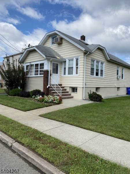 89 William Pl - Photo 1