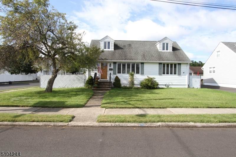 55 Mitchell Ave - Photo 1