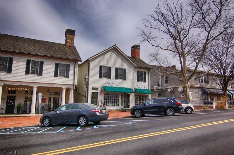 52 S Finley Ave - Photo 1