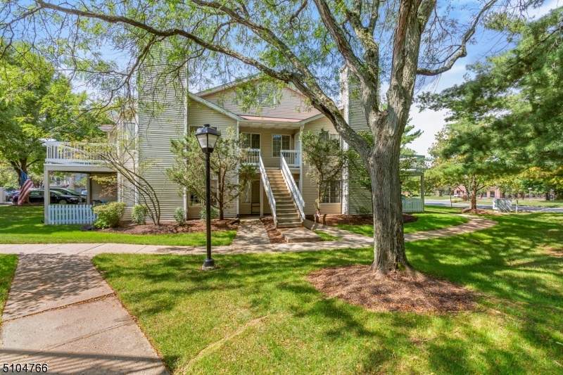 32 Tansy Ct - Photo 1