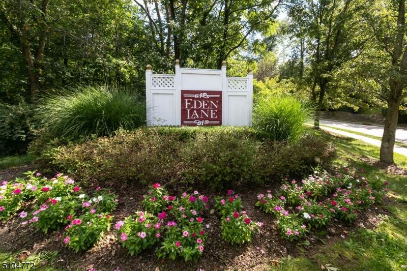 3218 Appleton Way - Photo 1