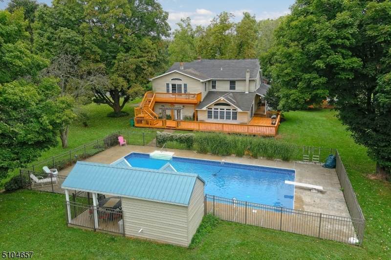 82 Lake Pochung Rd - Photo 1