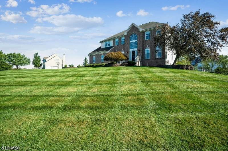 4 Melody Dr - Photo 1