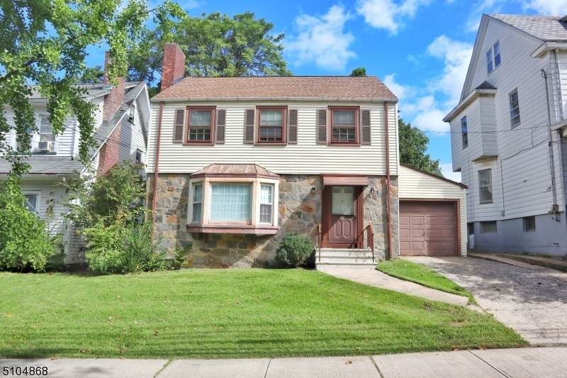 23 Seaman St - Photo 1
