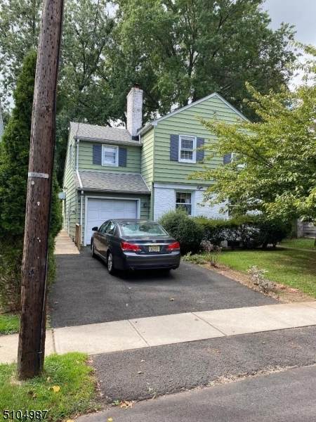 876 Floral Ave - Photo 1