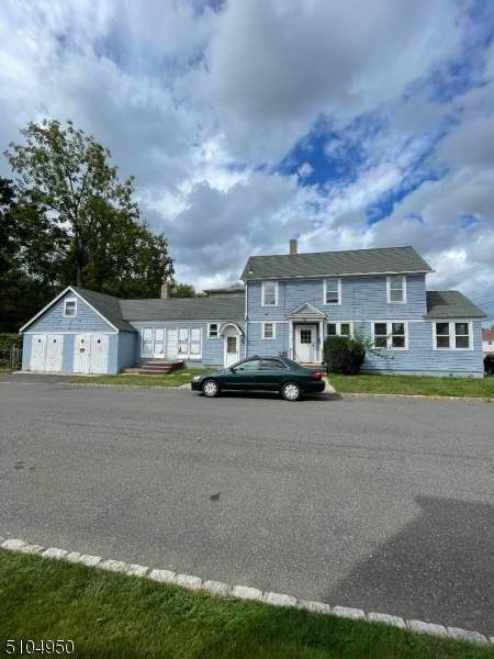 300 N 8Th St - Photo 1