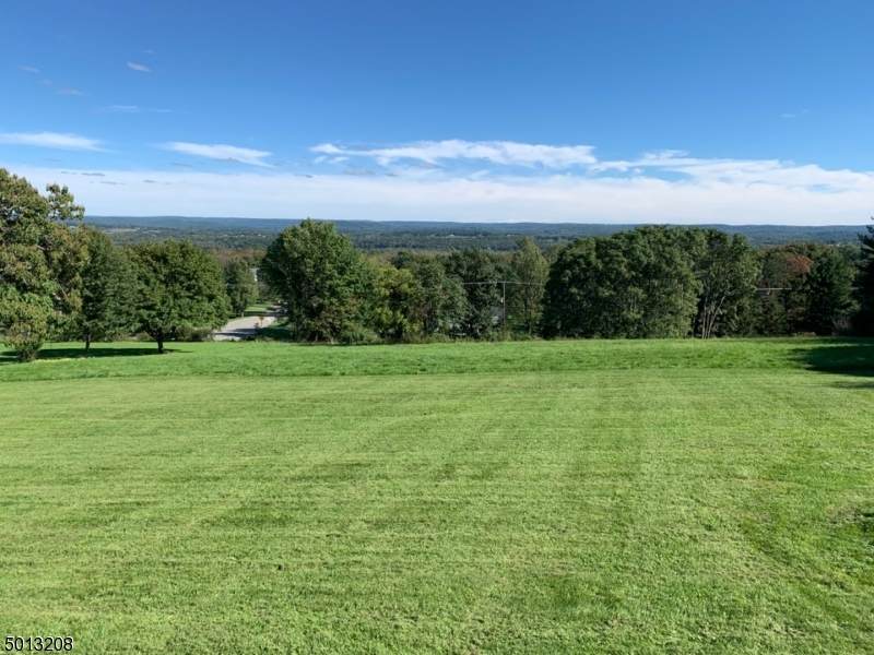 6 Smith Hill Rd - Photo 1
