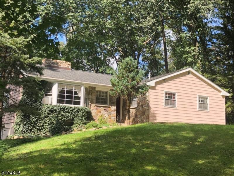 13 Mountain Lake Rd - Photo 1