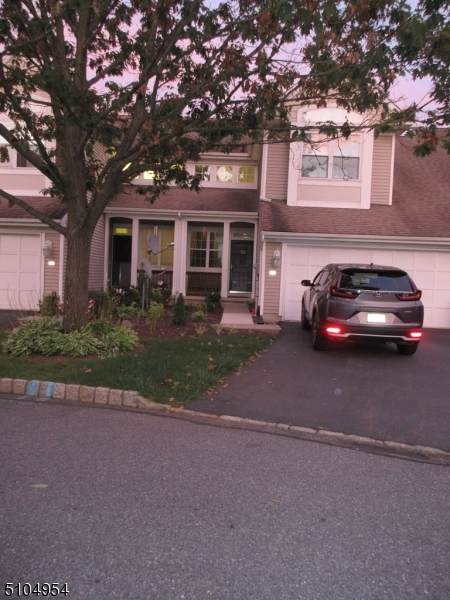523 Goldfinch Ter - Photo 1