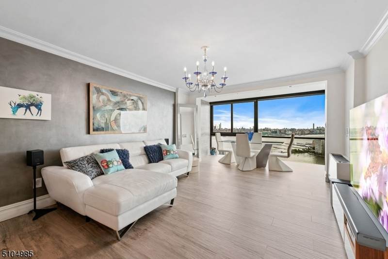380 Mountain Rd 1609 - Photo 1