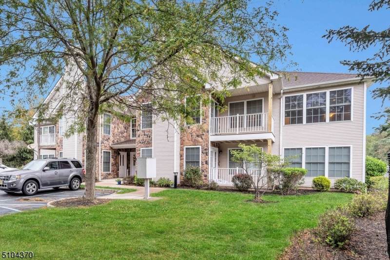 2 Lackland Ave - Photo 1