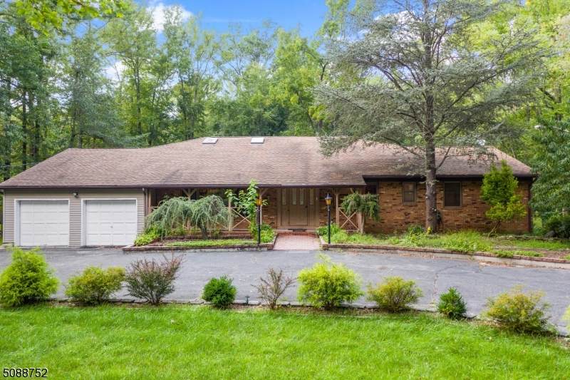 109 Fresh Ponds Rd - Photo 1