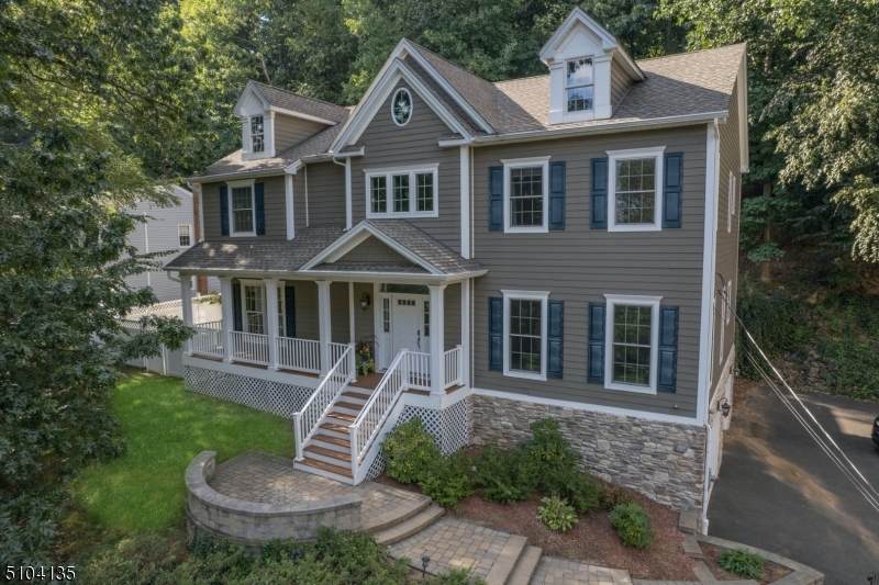 47 Raynor Rd - Photo 1