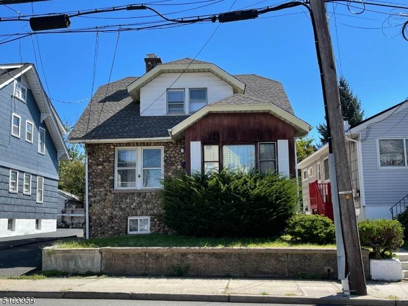 659 Clifton Ave - Photo 1