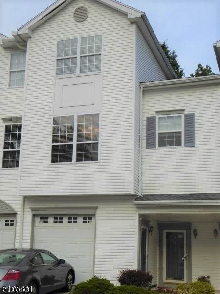 15 Caroline Foster Ct - Photo 1